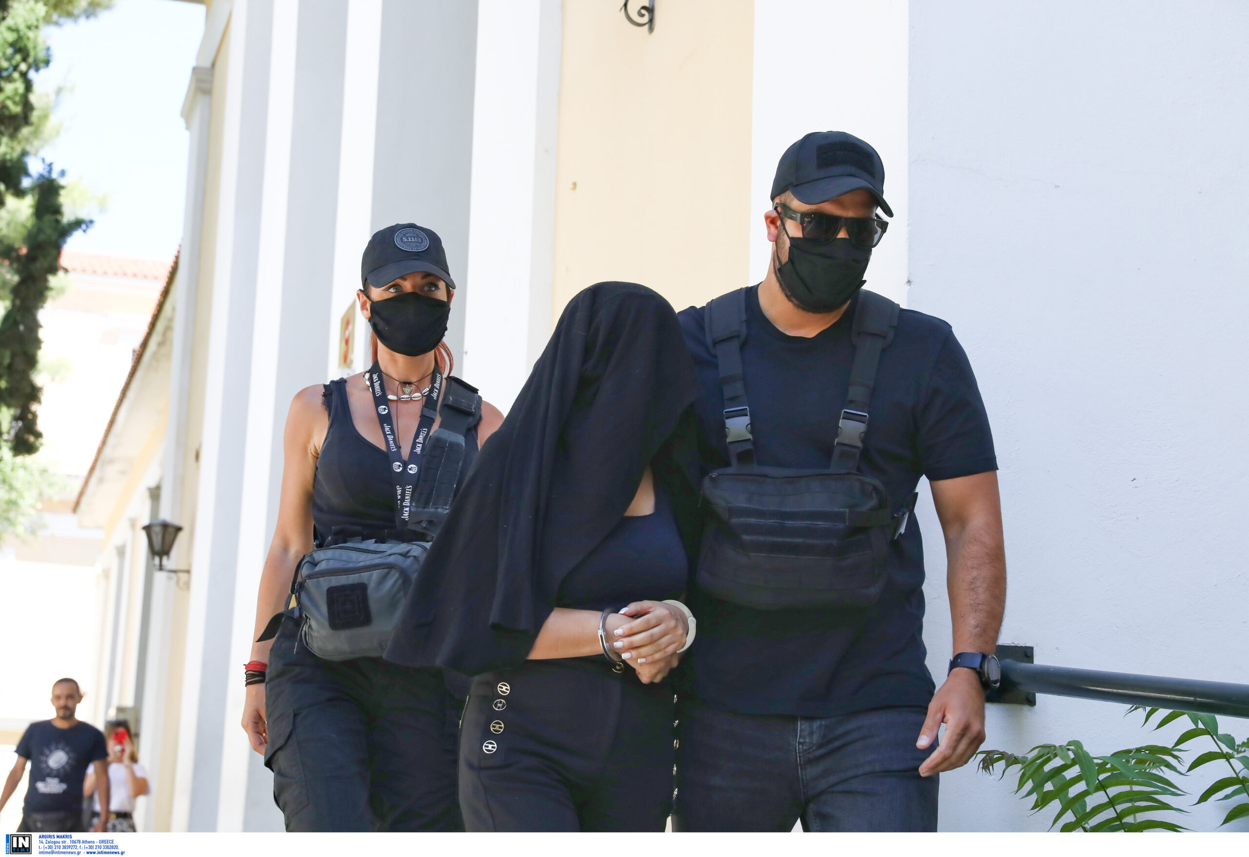 Επίθεση με βιτριόλι: «Ήταν αληθινή η συγγνώμη της», λέει θεία της κατηγορούμενης – Στο εξωτερικό για αποκατάσταση η Ιωάννα