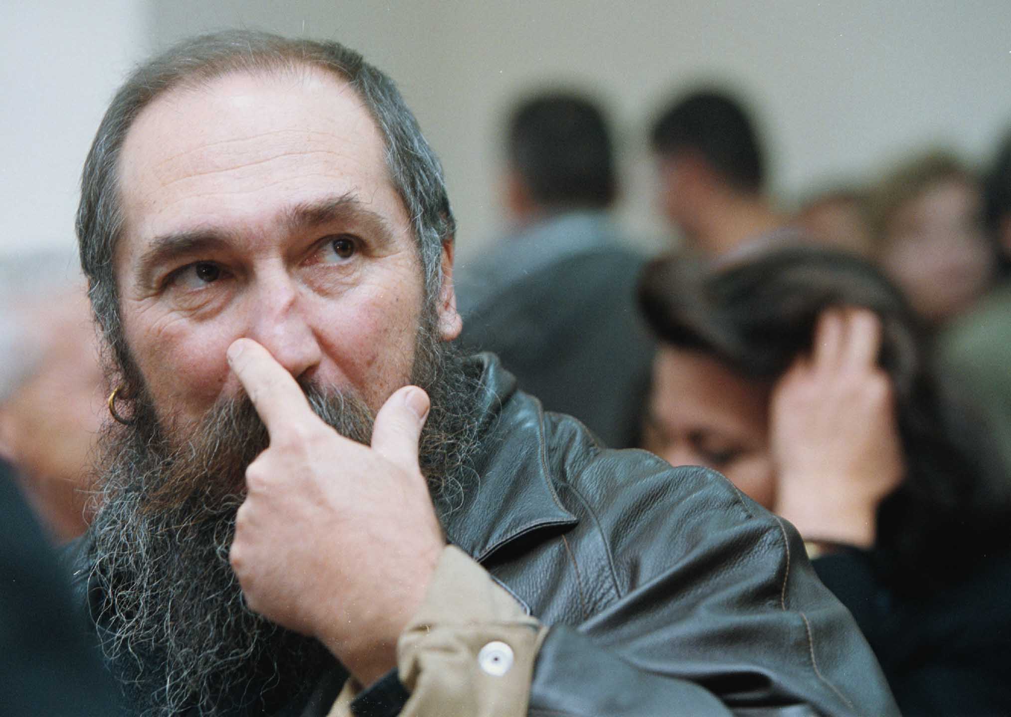 Ένα γκράφιτι για τον Τζίμη Πανούση στο κέντρο της Αθήνας