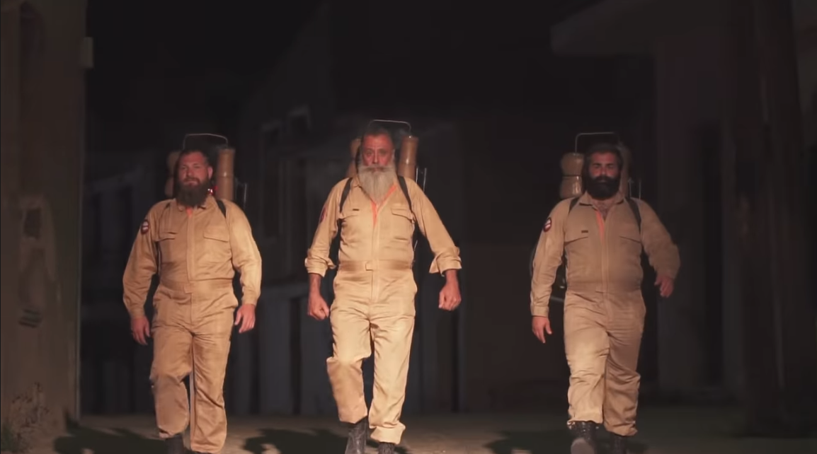 Οι rakibusters σώζουν την χώρα από τον ιό με ρακή! (Βίντεο)