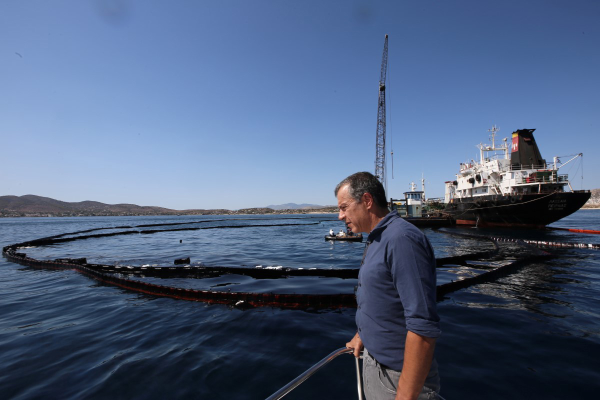 Στ. Θεοδωράκης: Η ζημιά μεγάλωσε γιατί η καθυστέρηση της κυβέρνησης ήταν μεγάλη