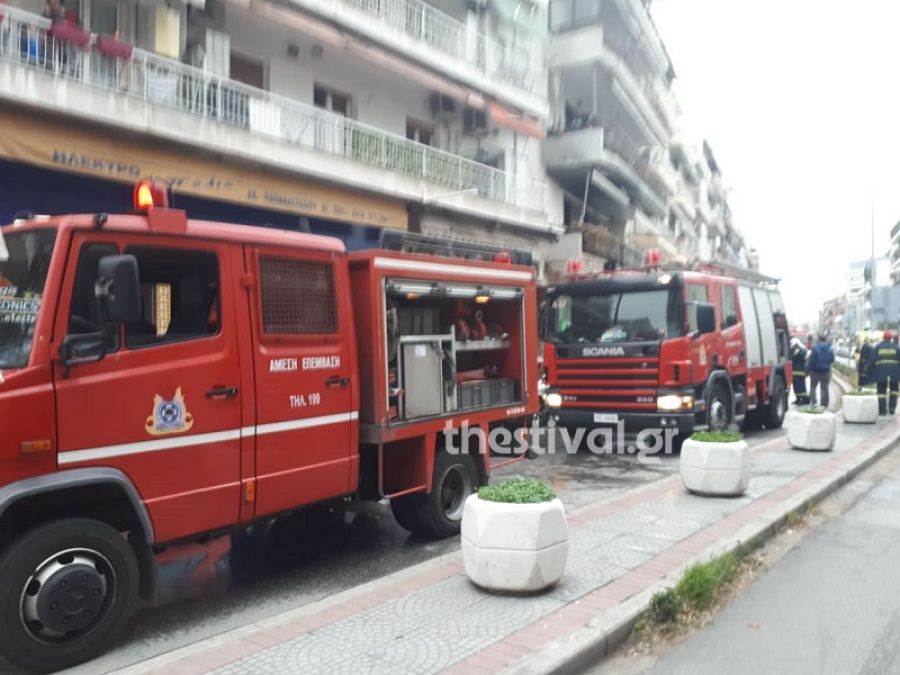Καλαμαριά: Εργαστήρι κατασκευής μουσικών οργάνων το διαμέρισμα από όπου ανασύρθηκε νεκρός ηλικιωμένος