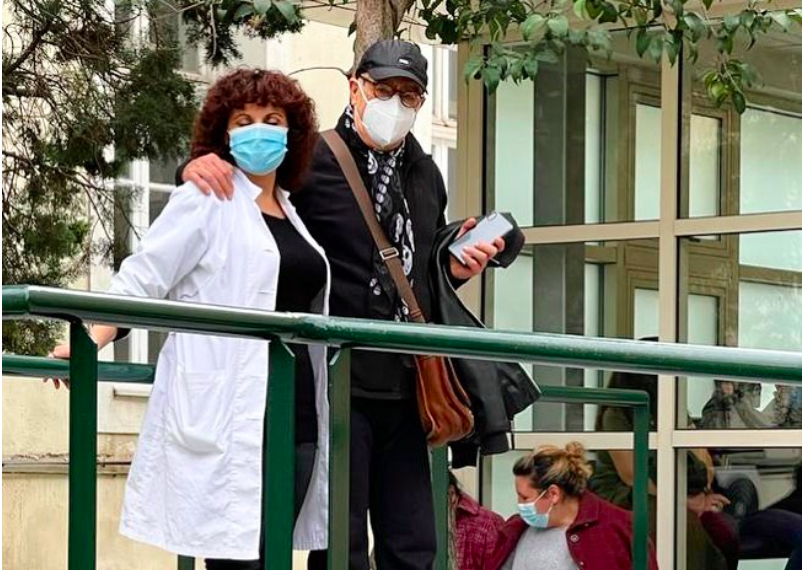Πάνος Κοκκινόπουλος- Έκανε το εμβόλιο κατά του κορωνοϊού γράφοντας: «Πρώτο βήμα προς την ελευθερία»