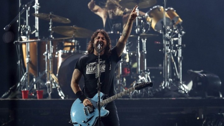 Οι Foo Fighters δίχασαν το κοινό τους μετά την ανακοίνωση εικονικής συναυλίας