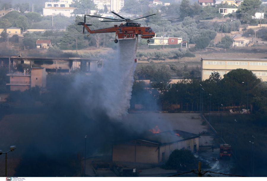 Φωτιά στην Πεντέλη: Ασύλληπτη τραγωδία στην Ανθούσα – Αυτοκτόνησε όταν είδε το σπίτι του να καίγεται (Βίντεο)