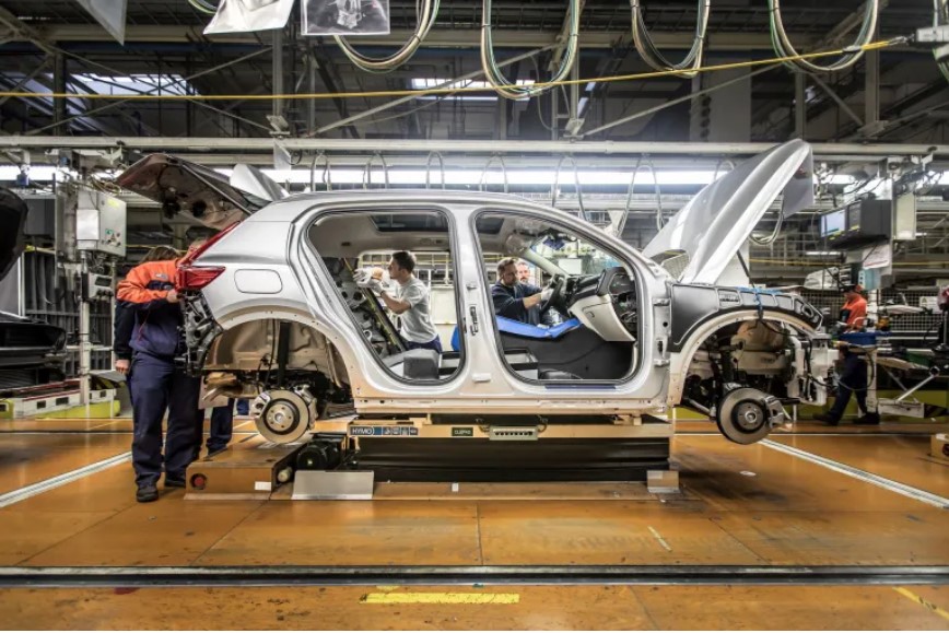 Η Volvo απέκτησε μειοψηφικό μερίδιο στην carwow