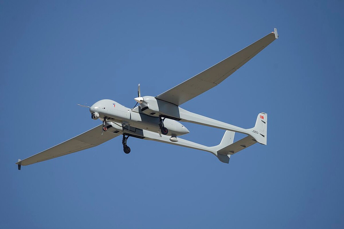 Νέα επικίνδυνη τουρκική πρόκληση: Drones κάνουν περιπολίες στα τουρκικά σύνορα στον Έβρο