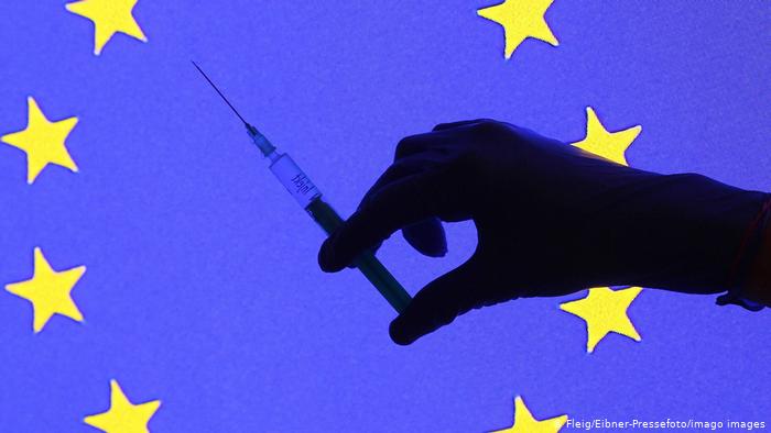 Γράμμα από τις Βρυξέλλες: Ο γόρδιος δεσμός του πιστοποιητικού εμβολιασμού