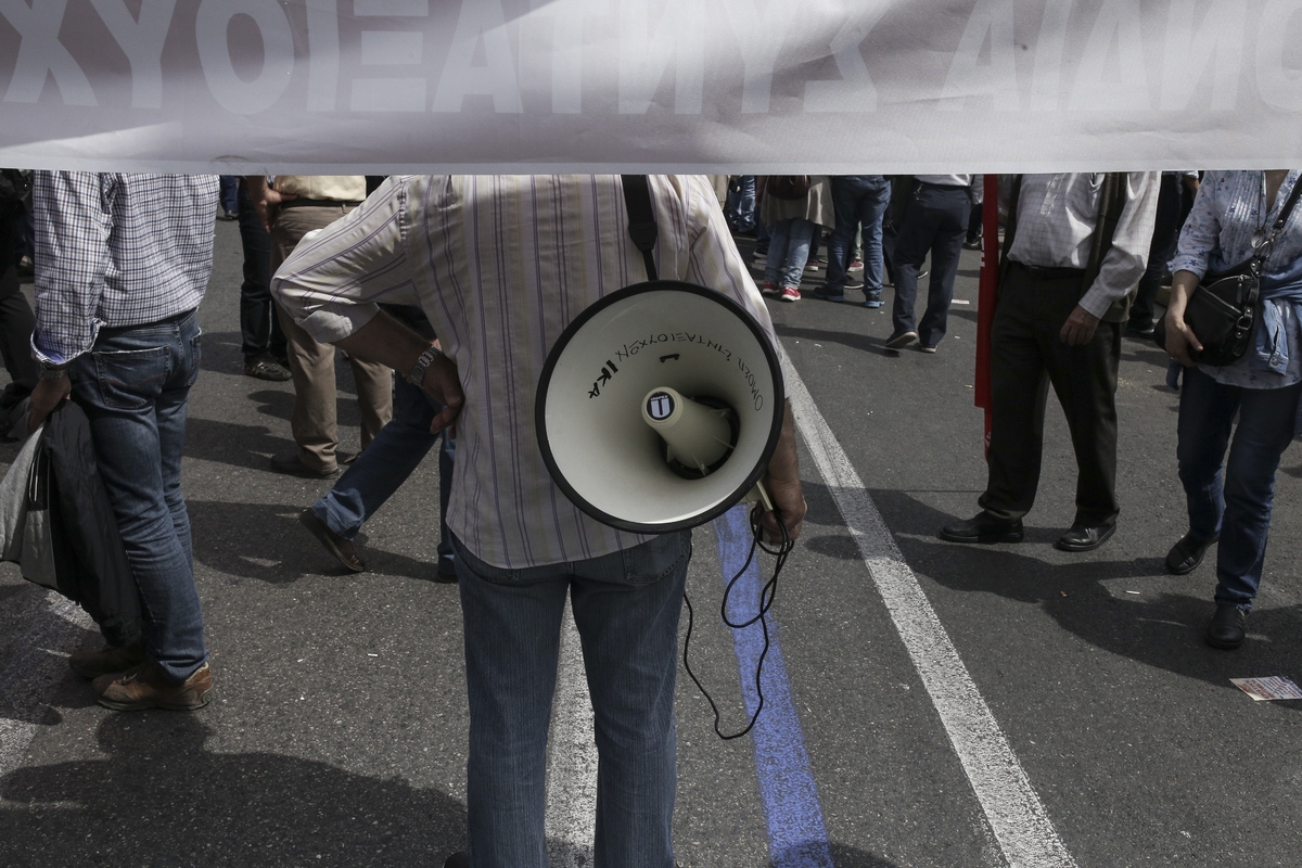 Σε απεργιακό κλοιό την Τετάρτη η χώρα: Ποιοι συμμετέχουν στις κινητοποιήσεις – Πώς θα κινηθούν τα μέσα μεταφοράς
