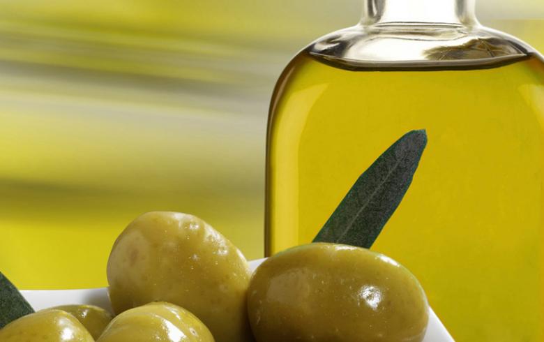 Τρεις κουταλιές της σούπας ελαιόλαδο την ημέρα προστατεύουν από τη νόσο Αλτσχάιμερ
