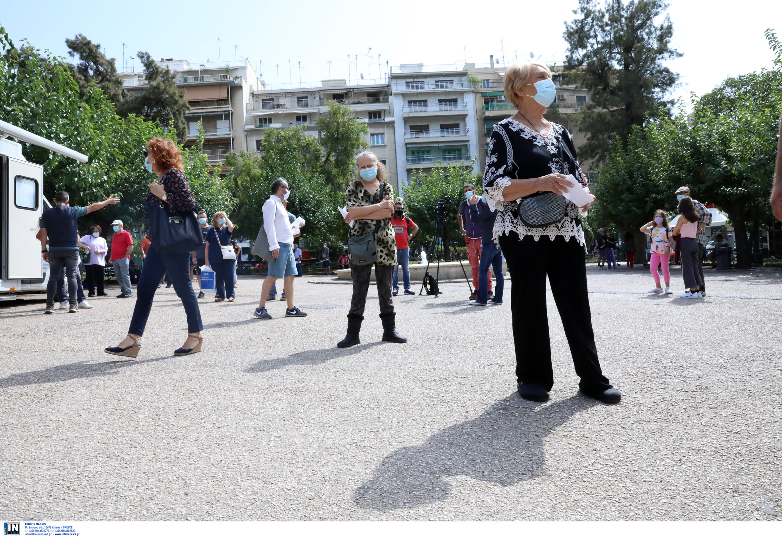 Κορωνοϊός: Οι νέοι στο επίκεντρο της πανδημίας – Τρεις διασωληνωμένοι κάτω των 40, ανάμεσά τους ένας 25χρονος – Ποια είναι η κατάσταση στις ΜΕΘ