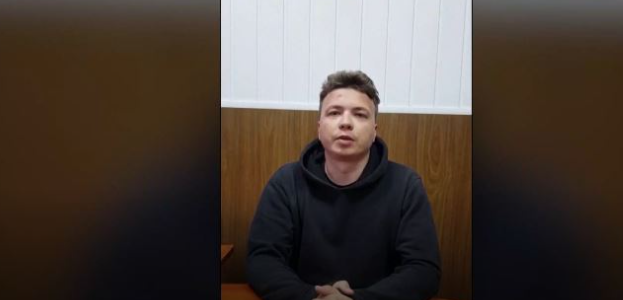 «Αεροπειρατεία» Λευκορωσίας – Προτάσεβιτς: «Με ακολουθούσαν στο αεροδρόμιο της Αθήνας» – Κραυγή αγωνίας από τη μητέρα του