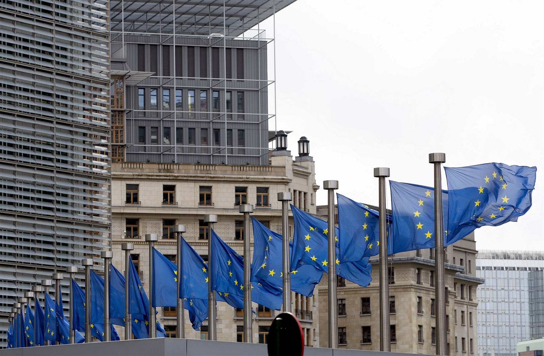 EE: Ράλι του πρώτου ομολόγου για τη χρηματοδότηση του Ταμείου Ανάκαμψης