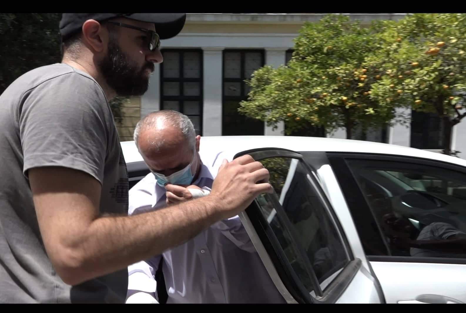 Οι καταθέσεις που «καίνε» τον 55χρονο συζυγοκτόνο – «Ζήλευε ακόμα και τη σκιά της»