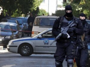 Στο ναυτοδικείο οι δυο ΟΥΚαδες – Επιστρέφει Ευελπίδων το μέλος των Πυρήνων της Φωτιάς – Οι διώξεις που αντιμετωπίζουν