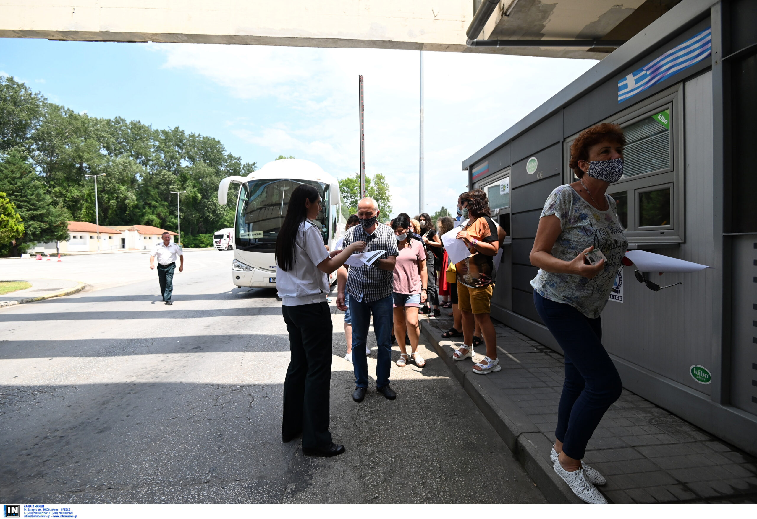 «Μπλόκο» σε τουρίστες στον Προμαχώνα: Δεν είχαν το τεστ και τους έστειλαν πίσω στη χώρα τους