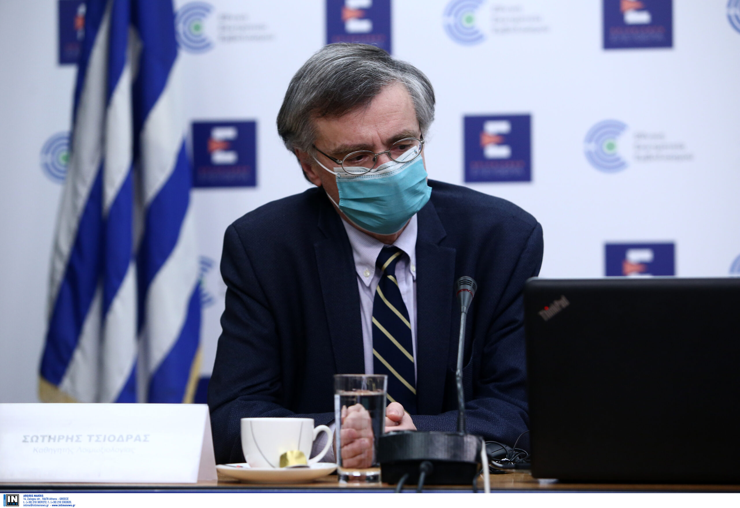 Κορωνοϊός – Συναγερμός από Τσιόδρα για έξαρση της πανδημίας – Για ποιες περιοχές ανησυχεί ο καθηγητής