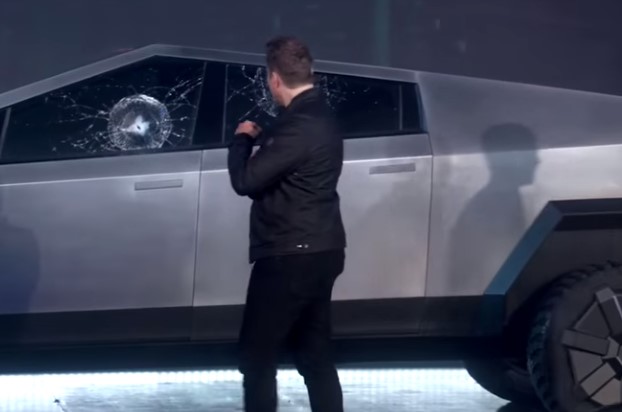 «Μοσχοπουλάει» το cybertruck της Tesla παρά το «κάζο» της παρουσίασης