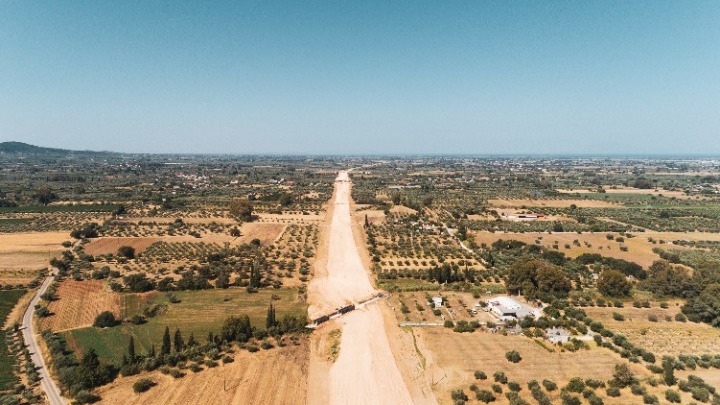 Έτοιμο εντός του 2025 το νέο τμήμα της Ολυμπίας Οδού Πάτρα-Πύργος