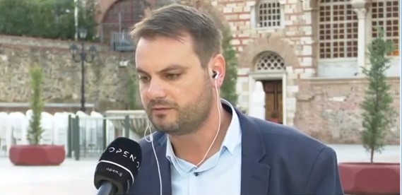 Διοργανωτής μπάρμπεκιου στα Διαβατά: «Δεν είναι πεινασμένοι, έχουν iphone και wifi» (Βίντεο)