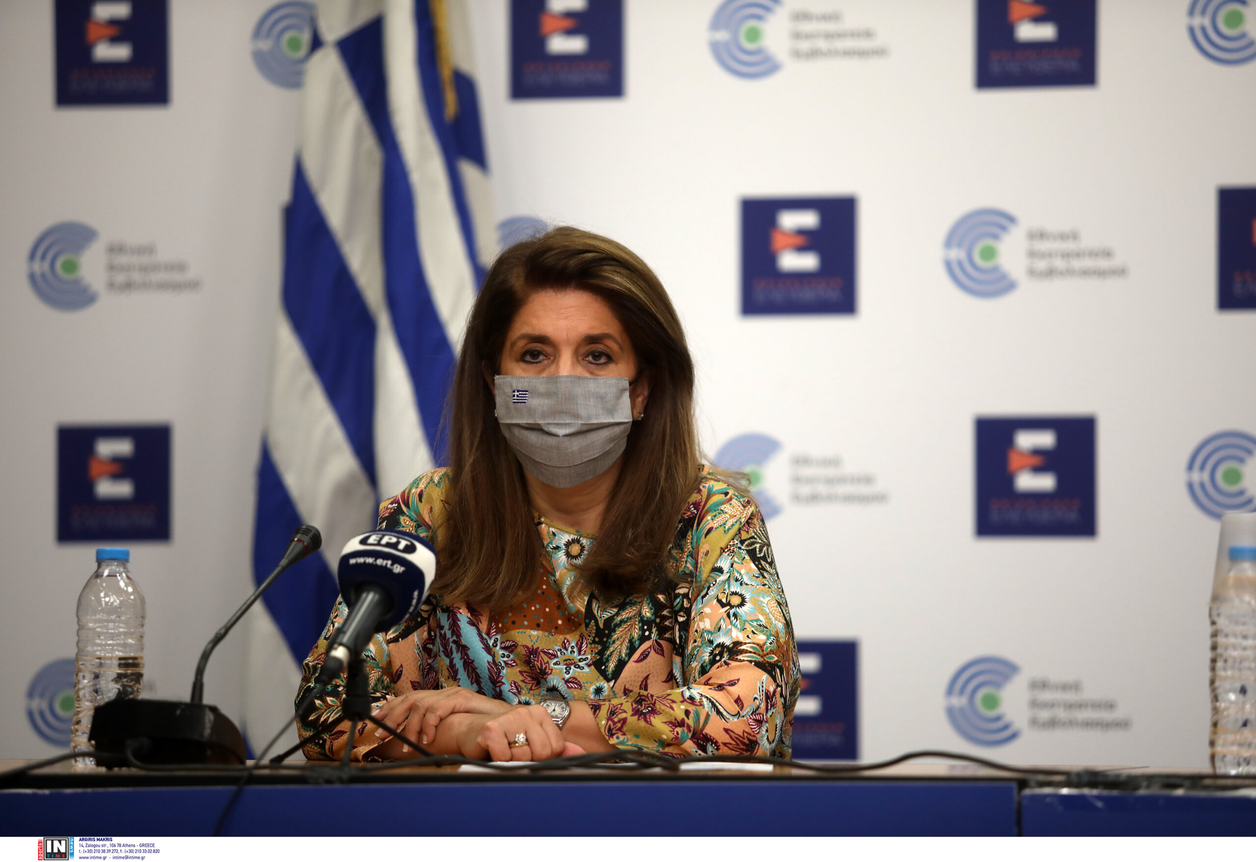 Παπαευαγγέλου: Περισσότερα κρούσματα στους 20-60 – Ανεμβολίαστη η πλειοψηφία των διασωληνωμένων