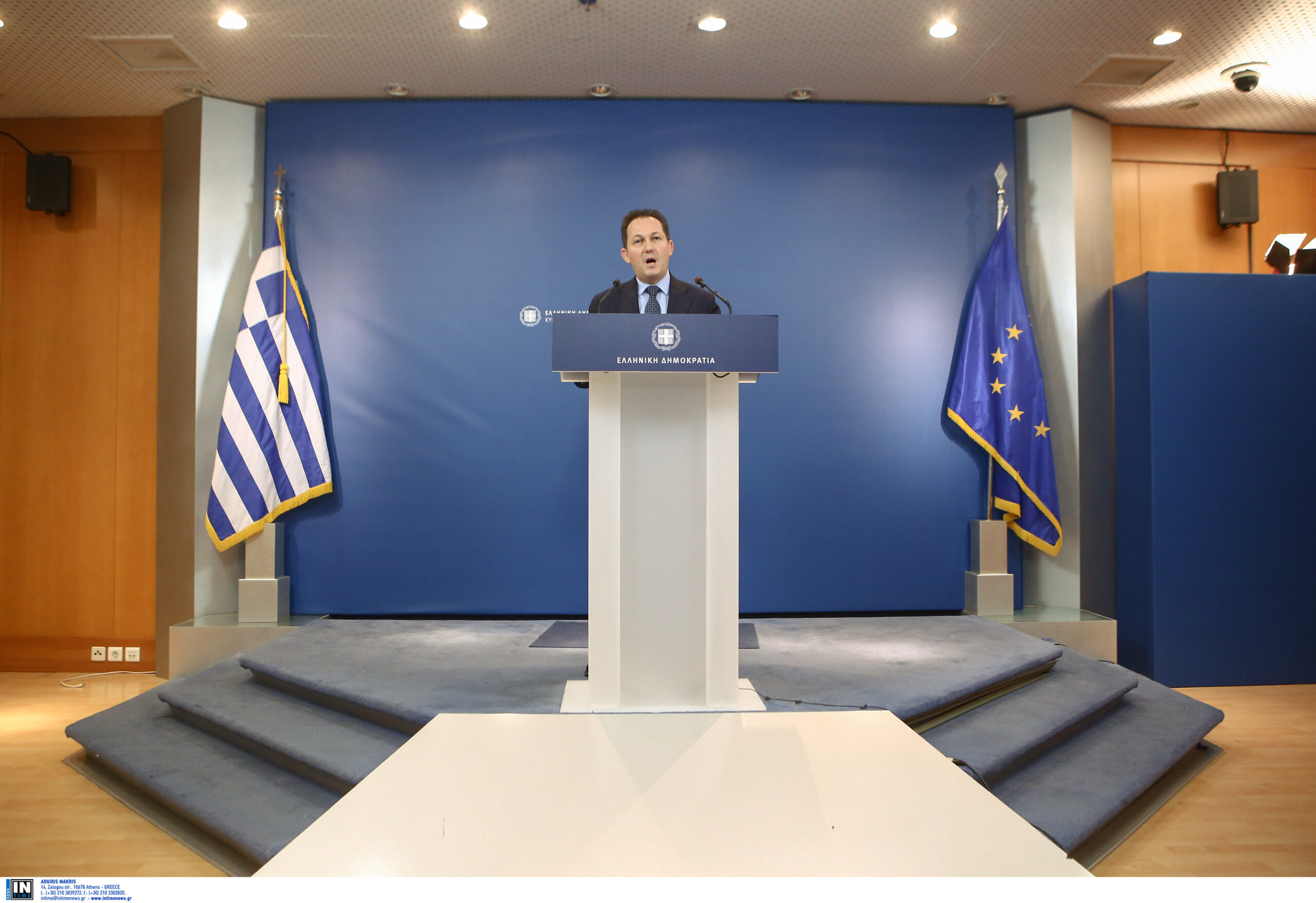 Πέτσας για δημοσίευμα NYT: Δεν είναι μυστικό αν το γνωρίζει μια παγκόσμια εφημερίδα