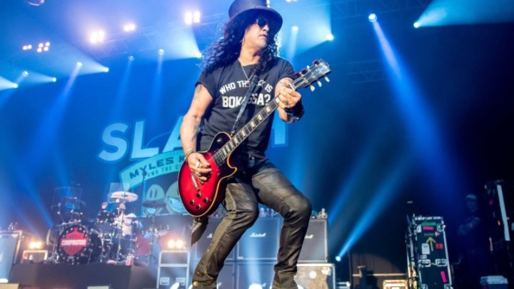 O Slash κυκλοφόρησε single από το επερχόμενο άλμπουμ «4»