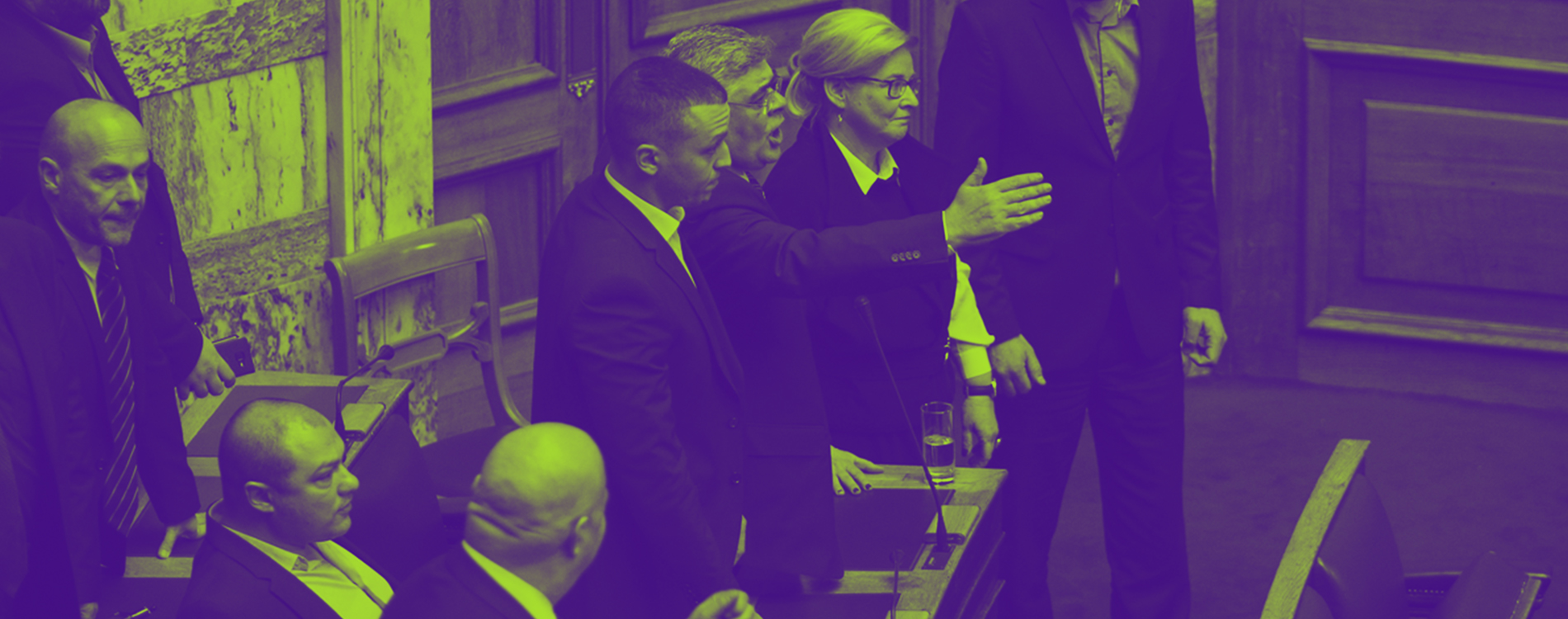 Το δώρο των δημοκρατικών κομμάτων στη ΧΑ