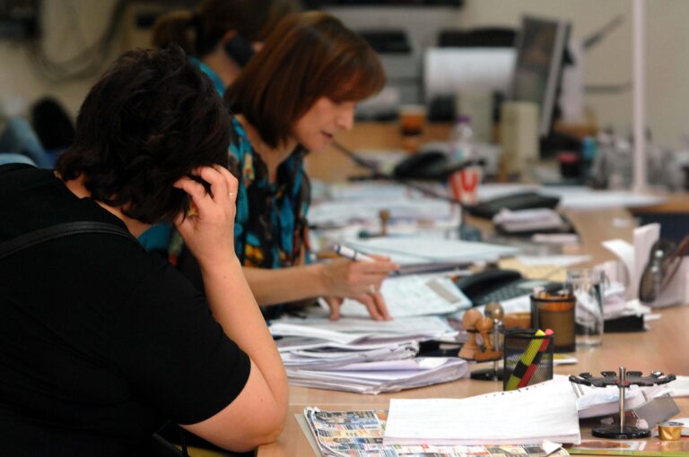 Σύνταξη και εργασία μαζί: Πόσα χρήματα κερδίζουν οι συνταξιούχοι και ποιες είναι οι κρατήσεις