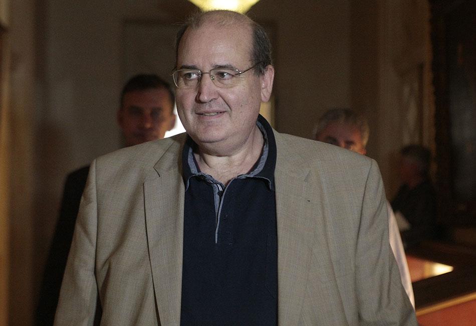 Αποδοκιμασίες Ποντίων κατά Φίλη – Ζήτησαν να ανακαλέσει όσα έχει πει για την Γενοκτονία των Ποντίων