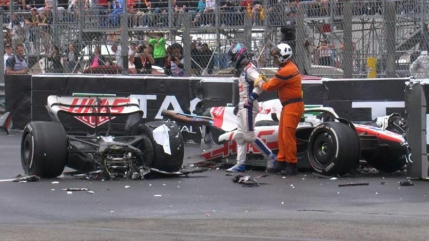 Formula 1: Τρομακτικό ατύχημα για τον Μικ Σουμάχερ – Κόπηκε στη μέση το μονοθέσιό του (Βίντεο)