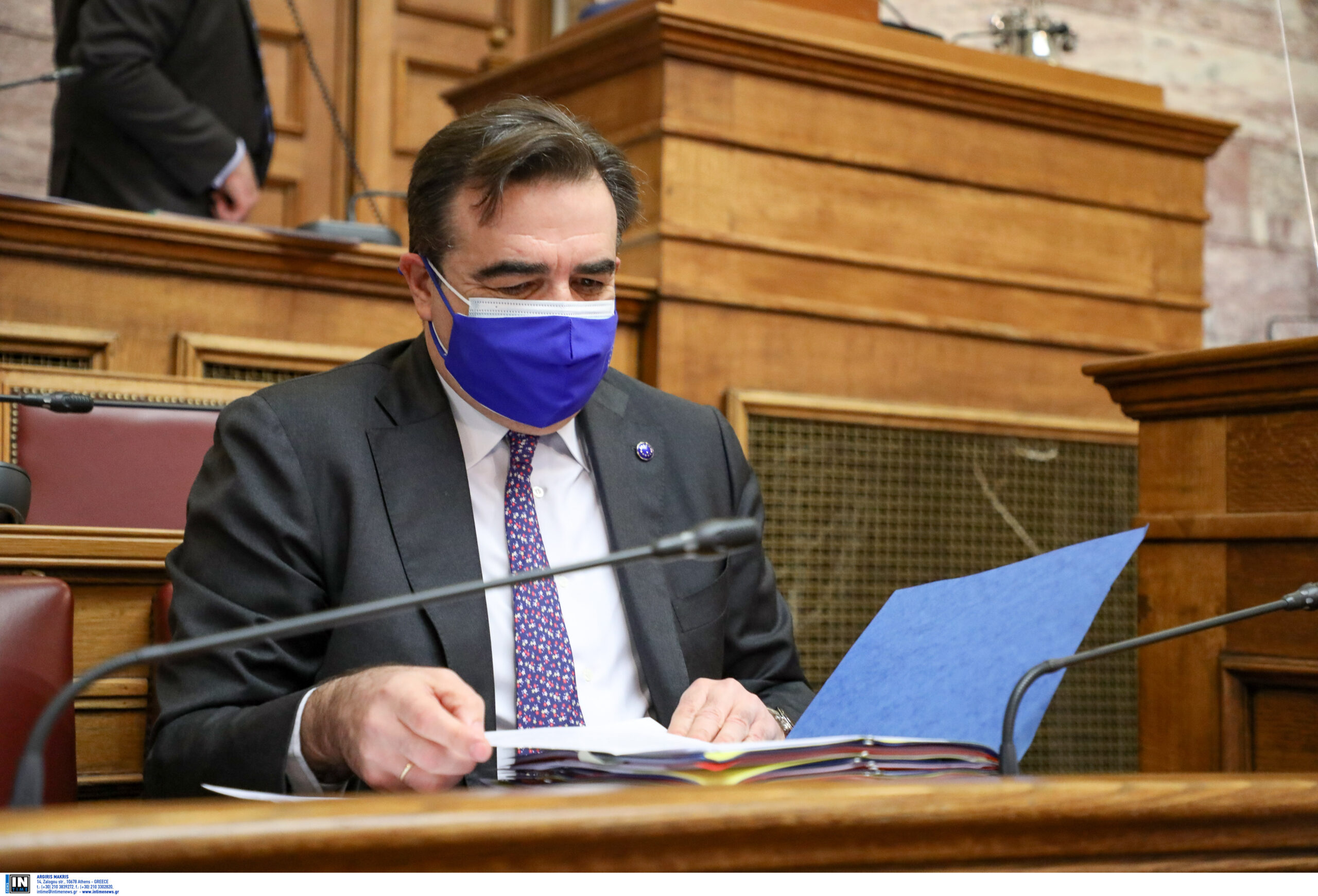 Σχοινάς: Προς νέο πακέτο για την ασφαλή επανέναρξη των μετακινήσεων η ΕΕ – Στο «τραπέζι» το πιστοποιητικό εμβολιασμού