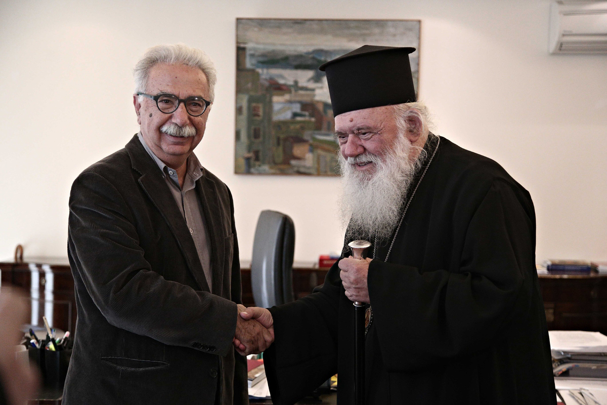 Τετ α τετ Ιερώνυμου – Κ. Γαβρόγλου για την εκκλησιαστική περιουσία