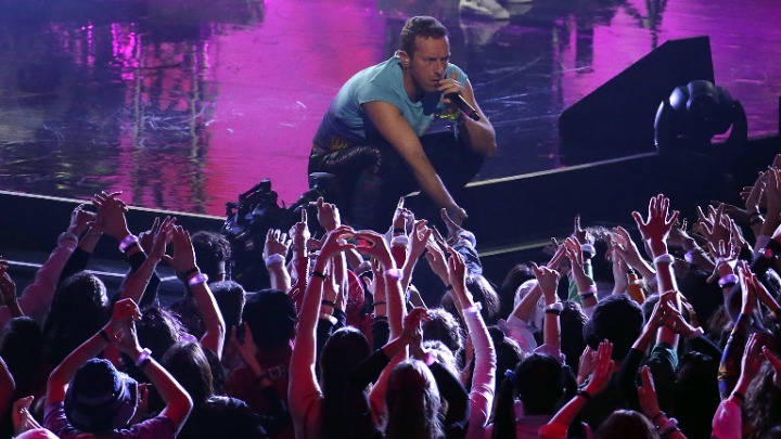 Οι Coldplay θα κυκλοφορήσουν το τελευταίο τους άλμπουμ το 2025