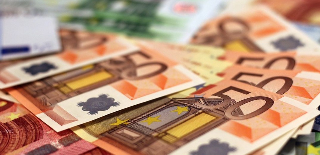 Νέα πληρωμή 6,7 εκατ. ευρώ σε 1.214 δικαιούχους της Κρατικής Αρωγής – Πάνω από 10,4 εκατ. οι αποζημιώσεις στους πυρόπληκτους