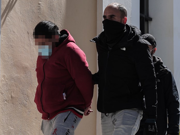 Νέα Φιλαδέλφεια: «Βίασα κάτι κορίτσια» – Σοκαριστικό βίντεο