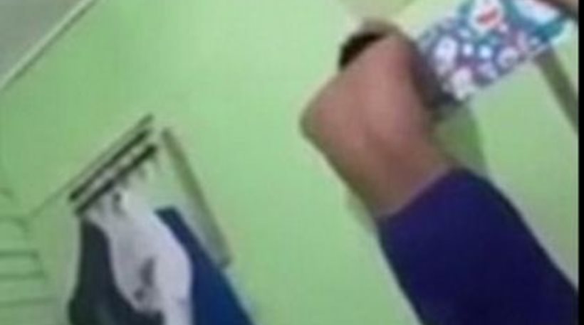 Σοκ: Μαστίγωσαν 100 φορές δυο gay που πιάστηκαν γυμνοί στο κρεβάτι