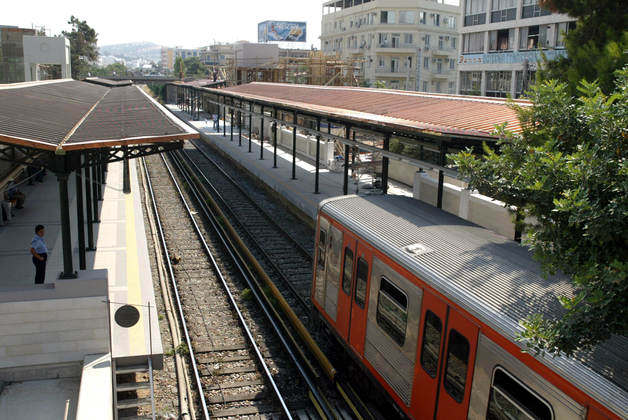 Συναγερμός στον ΗΣΑΠ Ηρακλείου – Πτώση ατόμου στις ράγες – Διακοπή κυκλοφορίας