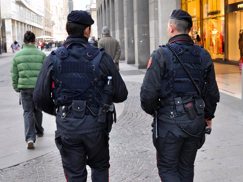 Ιταλία: Τέσσερις συλλήψεις για χρηματισμό και διαφθορά