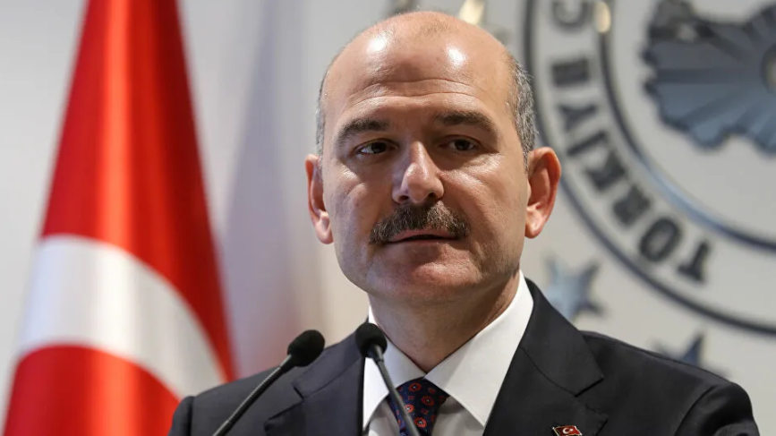 Νέο παραλήρημα Σοϊλού: «Η Ελληνική Ακτοφυλακή έριξε τρεις μετανάστες στη θάλασσα»