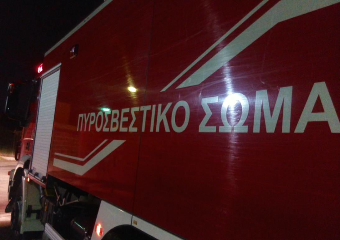 Φωτιά σε σπίτι στο Τυχερό Εβρου – Απεγκλωβίστηκε άτομο χωρίς τις αισθήσεις του