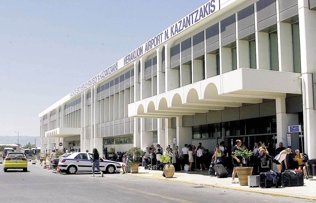 Ατύχημα με αεροσκάφος στο αεροδρόμιο του Ηρακλείου – Φωτό