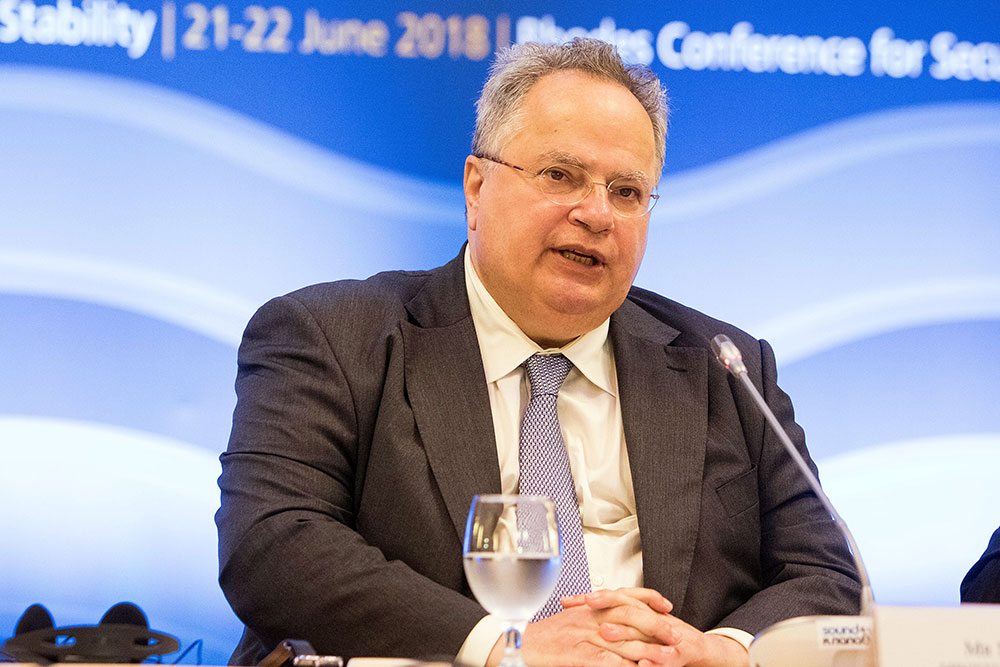 Νίκος Κοτζιάς