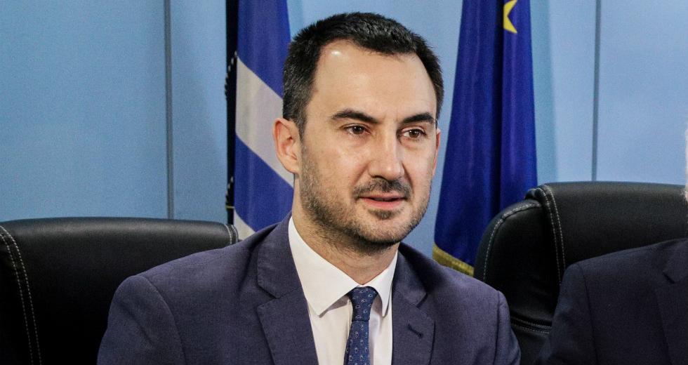 Χαρίτσης για δηλώσεις Πατέλη: Η κυβέρνηση των αρίστων προετοιμάζει νέο κύμα brain drain