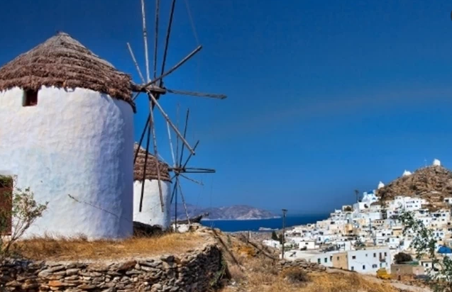 Αποκάλυψη της Il Gazzettino: Νέος συναγερμός στην Ίο – Ιταλοί τουρίστες θετικοί στον κορωνοϊό