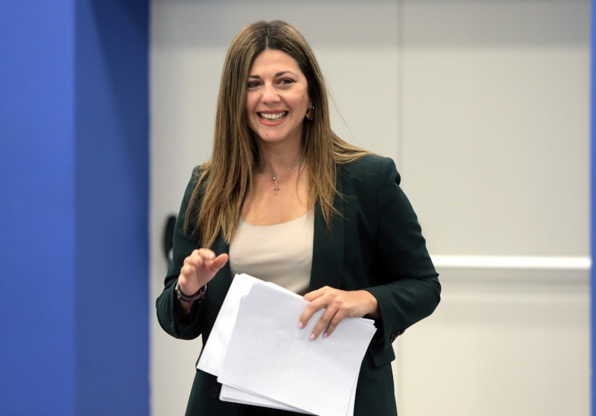 Ζαχαράκη στο «Εκτός Γραμμής»: Τηλεοπτική προβολή μαθημάτων για το Δημοτικό, από την ΕΡΤ!