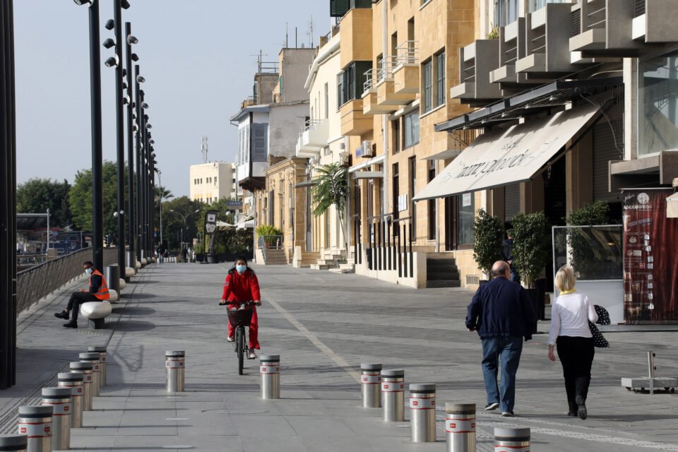 Κορωνοϊός – «Σφραγίζεται» η Κύπρος: Δρακόντειο lockdown δύο εβδομάδων – Μετακίνηση με ένα sms την ημέρα