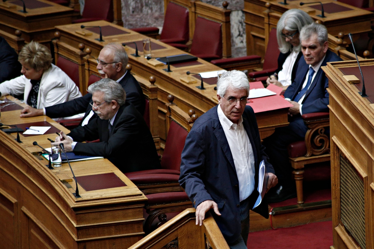 Ν. Παρασκευόπουλος: «Αίσχιστος λαϊκισμός η σύνδεσή του νόμου με περιστατικά εγκληματικότητας»