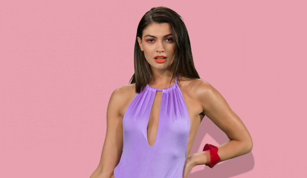 GNTM: Η Κέισι μας συστήνει την κούκλα δίδυμη αδερφή της