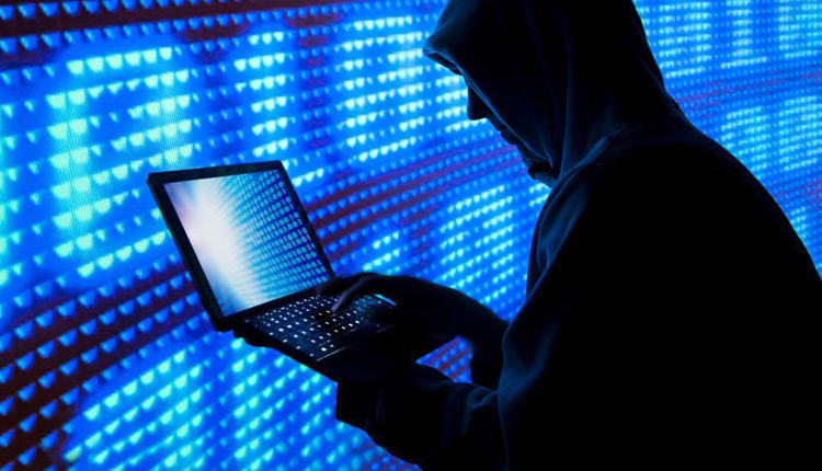 Νέα απάτη: Επιτήδειοι προσπαθούν να παραπλανήσουν πολίτες με δήθεν μήνυμα αξιωματικού της ΕΛΑΣ
