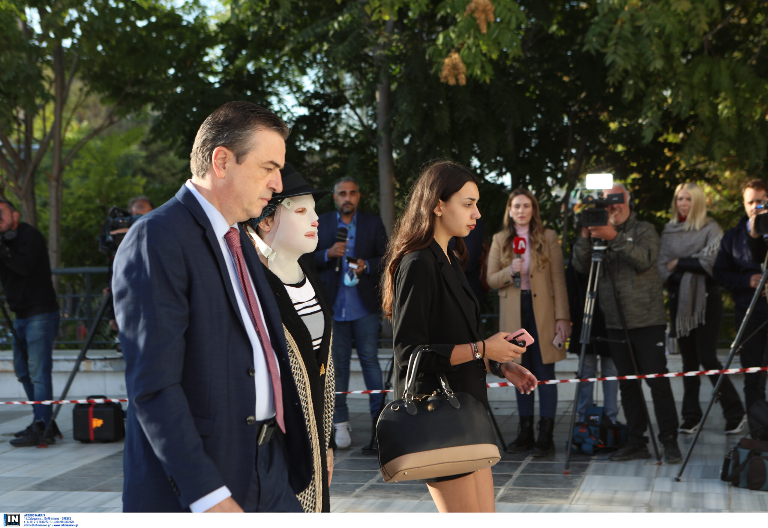 Σοκάρει ο ιατροδικαστής που εξέτασε την Ιωάννα: «Αν είχε καταπιεί το βιτριόλι, θα είχαν διαβρωθεί τα εσωτερικά της όργανα»